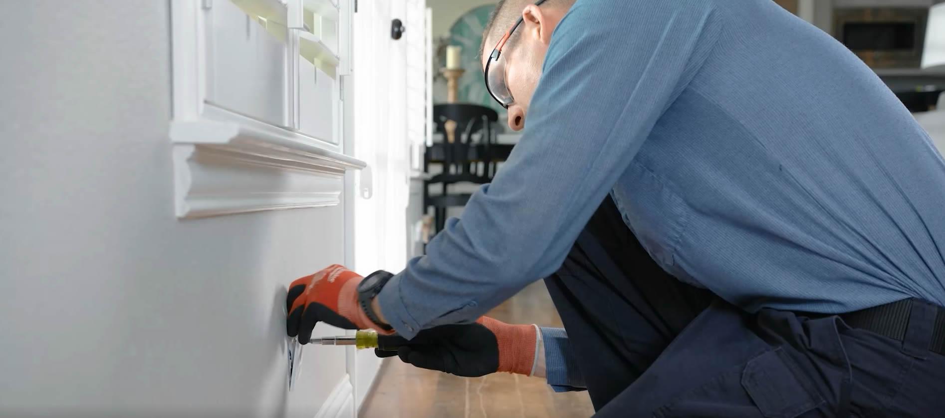 Electrical Outlet Replacement in The Woodlands, TX