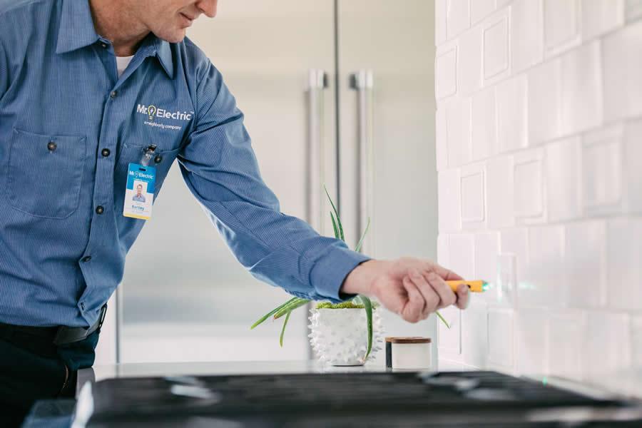 Electrical Outlet Replacement in Montgomery, TX