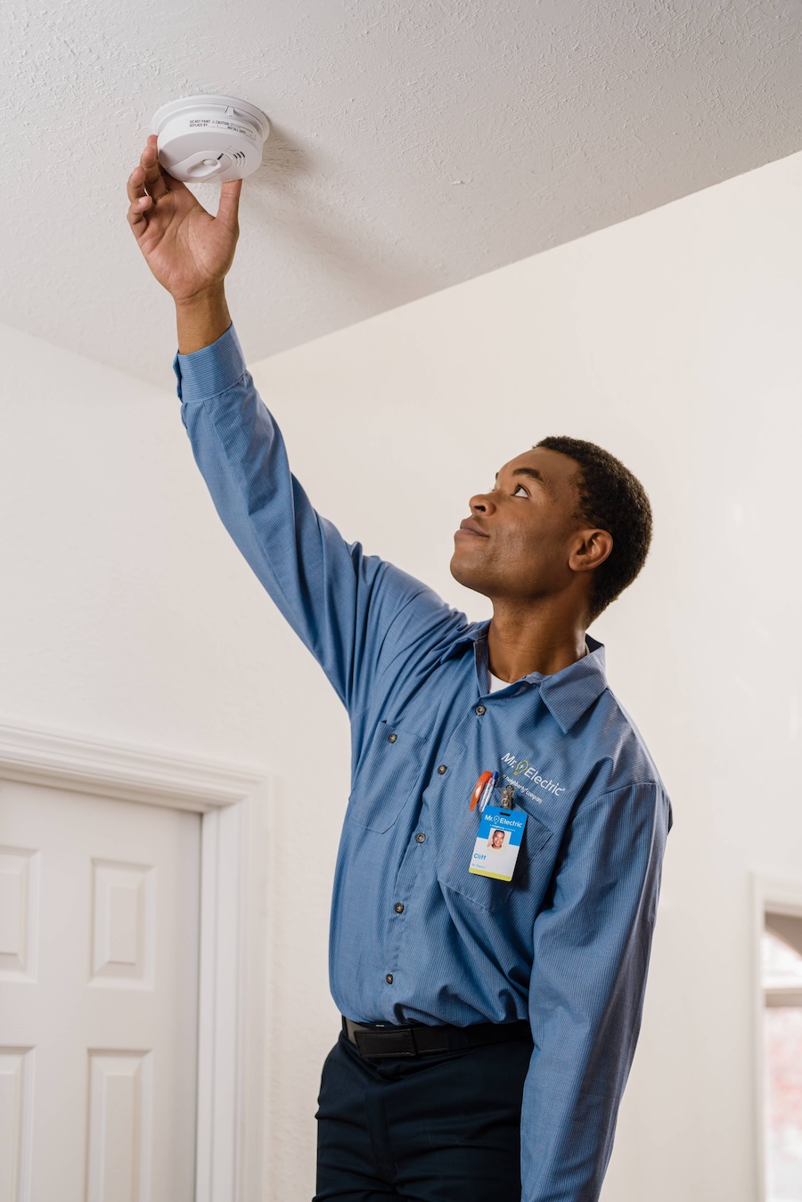 Smoke Detector Replacement in Brookshire, TX